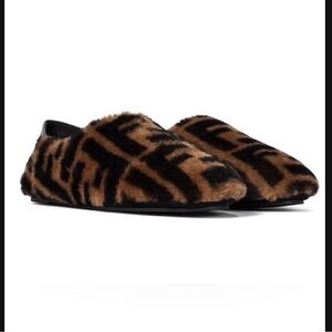 FENDI FF SHEARLING FUR SLIPPERS